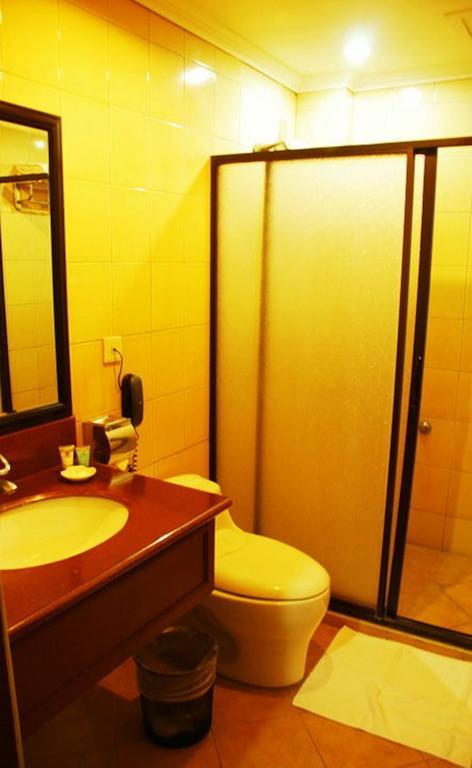 Grand Regal Hotel Bacolod Habitación foto
