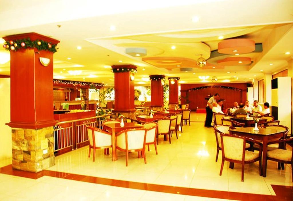 Grand Regal Hotel Bacolod Exterior foto